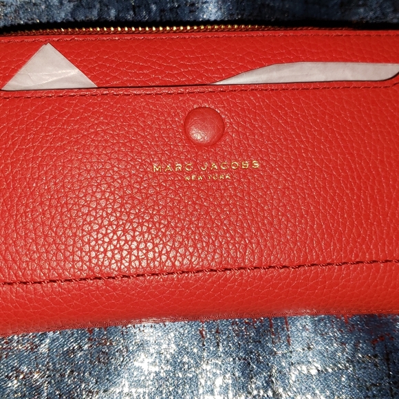 Marc Jacobs Handbags - Marc Jacob Wallet